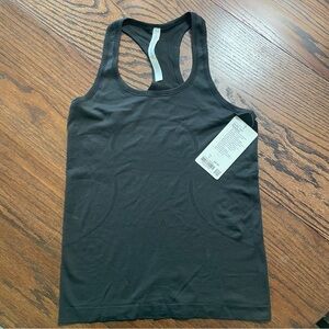 NWT lululemon swiftly tech tank size 8